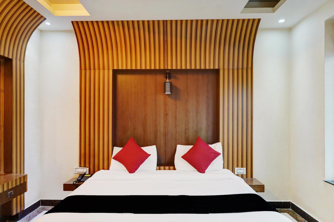 Capital O 1641 Hotel Radiance Paradise Dehradun Esterno foto