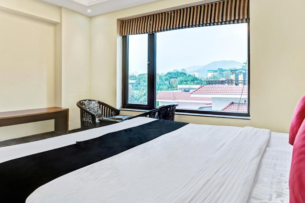 Capital O 1641 Hotel Radiance Paradise Dehradun Esterno foto